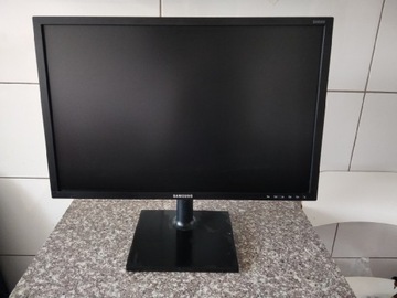 Monitor LED Samsung S24E650XW 24 " 1920 x 1200