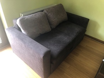 Mała sofa z funkcją spania
