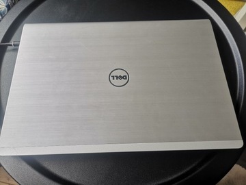 Laptop Dell Inspirion 17 Series 5000 8gb RAM 