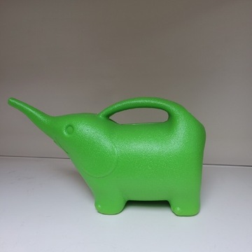 Mała konewka plastikowa słonik zielona 1,5l