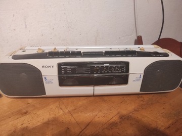 Sony CFS - W 3035. Radiomagnetofon.