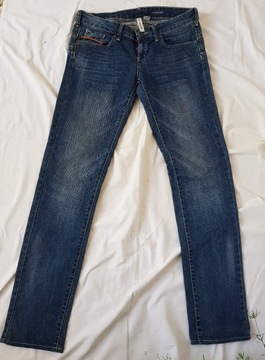 Szafa Ewy klasyczne proste jeansy