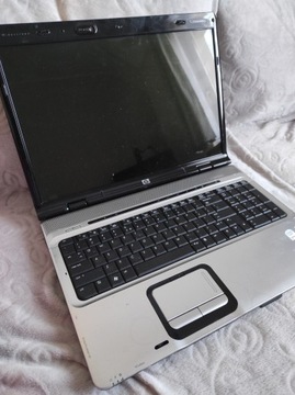 Laptop HP DV9700 17.3" 2GB ram (opis)