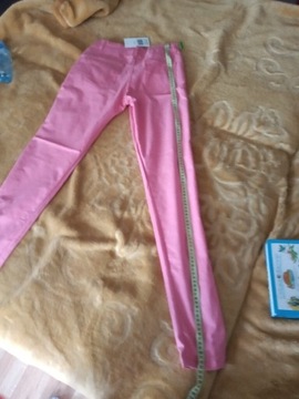 Nowe spodnie różowe rozmiar s