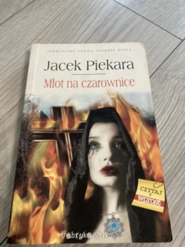 Książka Jacek Piekara Młot na Czarownice