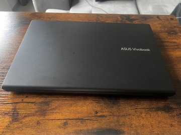 Asus Vivobook 15 stan idealny