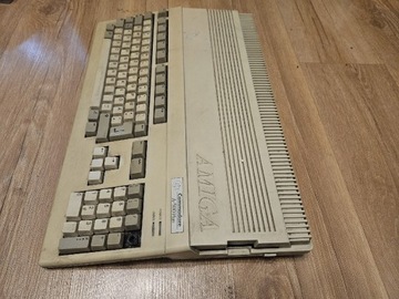 Komputer Amiga 500 +