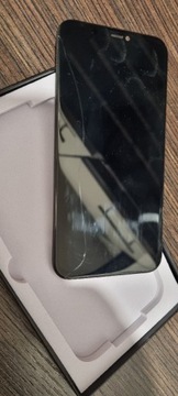 Ekran wyświetlacz iPhone 11 uszkodzony