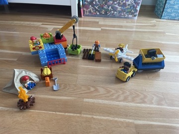 Zestaw Lego Duplo samolot 