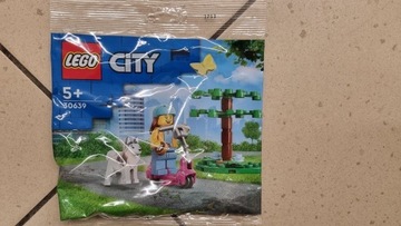 Lego City 30639 Wybieg dla psów i hulajnoga