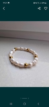 bransoletka z pereł z perłami na gumce