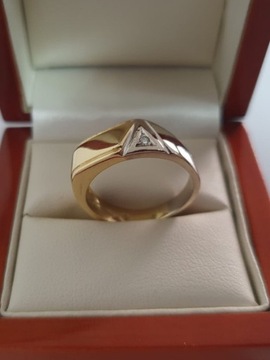 Piękny złoty sygnet z brylantem pierścionek p.750