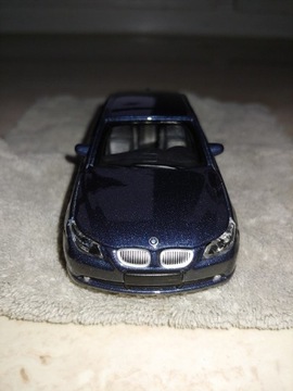 BMW E60 UNIKAT !!! E60 resorak Bburago model 1/43 
