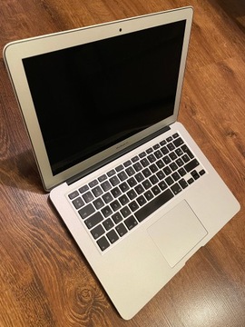 MacBook Air 13 i7