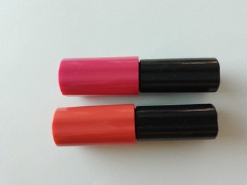 Błyszczyk Shiseido Lacquer Rouge