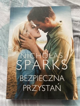 Nicholas Sparks Bezpieczna przystań 