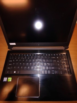 Laptop Acer Aspire A515 i5 7200u 8GB 450 GB 256 GB
