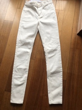 Nowe białe spodnie jeans Sinsay, r. 32, dł. 87 cm