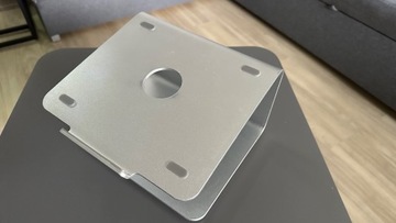 Aluminiowa obrotowa podstawka stolik pod laptopa