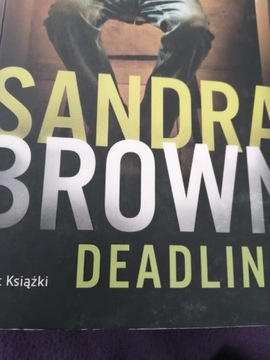 Sandra Brown - - -Deadline