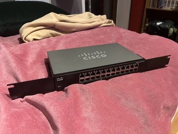 Switch Cisco SF110-24