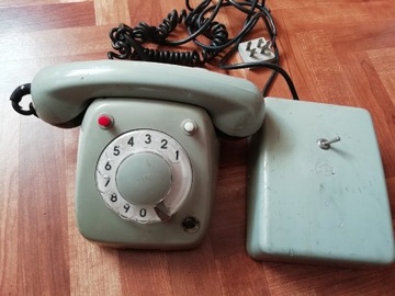 Stary telefon stacjonarny RWT ELEKTRIM