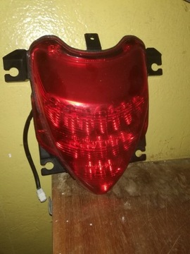 suzuki vzr 1800 tylna lampa