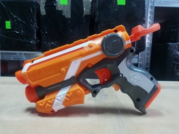 PISTOLET ZABAWKA NERF FSTRIKE ELITE Z LASEREM