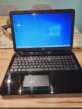 Laptop HP 15-R100NW