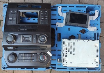 Ford F-150 F150  15-20 r. Panel sterowania, radio 