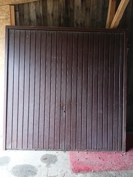 Brama garażowa podnoszona