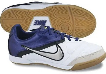 NIKE JR CTR360 LIBRETTO II IC 35.5, 37.5, 38, 38.5