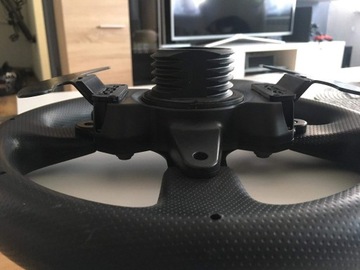 Thrustmaster t300 t150 tx łopatki magnetyczne. 