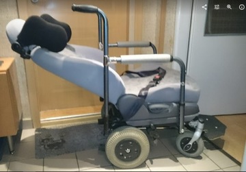 Wózek-fotel inwalidzki
