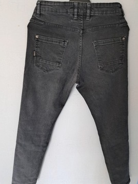 Spodnie jeansowe CROPP W28L30 czarne, chłopięce