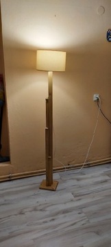 Lampa pokojowa stojąca 