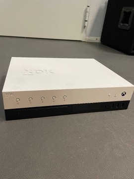 Xbox One X XDK dev kit