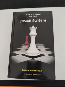 Książka "Przed świtem"