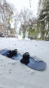 Deska snowboardowa 130cm DRAKE DF JR + wiązania