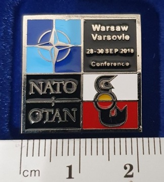 Pins konferencja NATO 2018 r. Warszawa