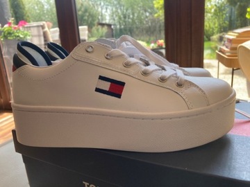 Tommy Hilifinger sneakers EU 38 NOWE