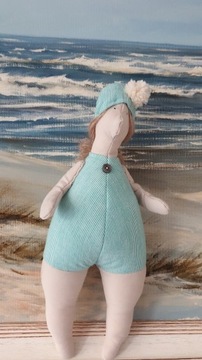 Lalka Tilda na plaży plażowa przytulanka hand-made