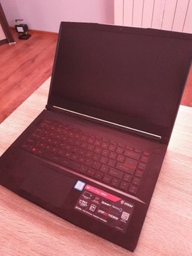 Laptop MSI GF63