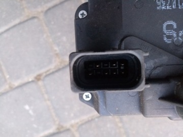 OpeL ASTRA H ZAFIRA ZAMEK KEYLESS BEZLKUCZYKOWA 