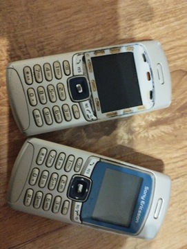 Dwa Sony Ericsson T230 niesprawdzony