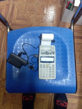 Kalkulator z możliwością wydruku Sharp 