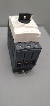  Schneider Electric GV3P40