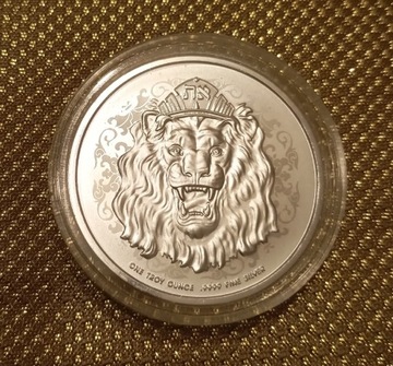 2 Dollars Niue Ryczący Lew srebro 9999 z 2023 roku.