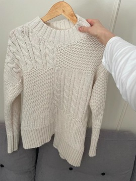 Kremowy sweter George