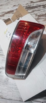 Lampa tył Toyota Avensis Valeo lewa 